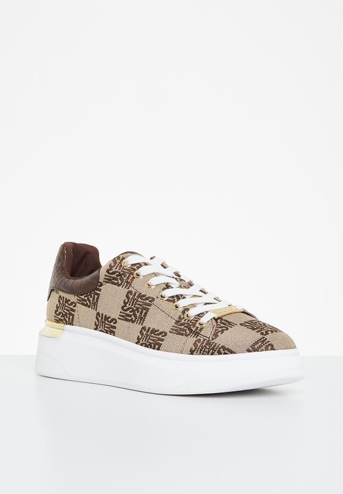 Steve Madden Glider Sneaker